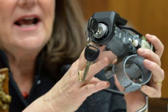 Tizenkilencen haltak meg az autógyártó miatt