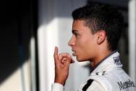 F1: Megvan, ki ülhet Hamilton helyére 2