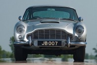 Gyönyörű galéria a 007-es első Astonjáról 35