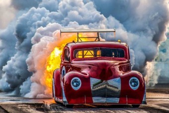 Ez tuti Chuck Norris autója