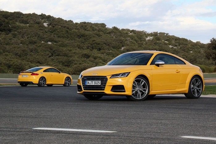 Sportkocsi Győrből: Új Audi TT 6 | Vezess Talán sárgában a legmutatósabb