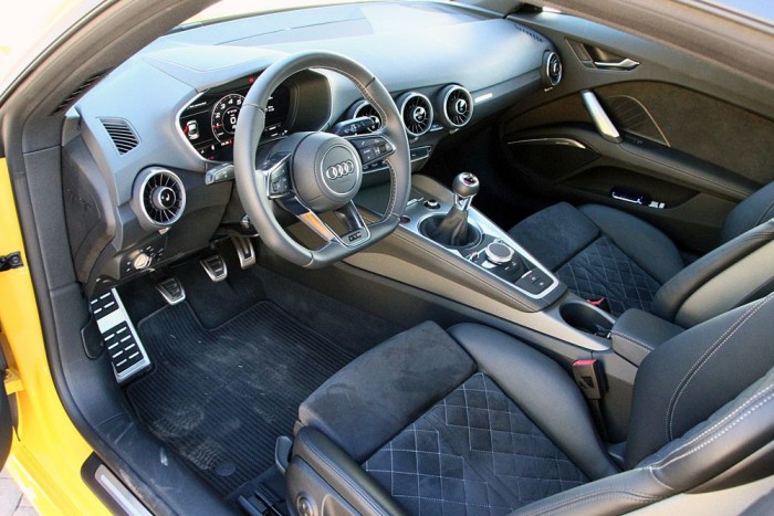 Sportkocsi Győrből: Új Audi TT 10 | Vezess Igényes, sportos, ötletes utastér