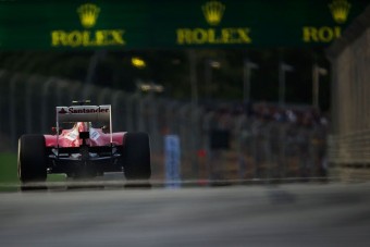 F1: Szingapúrban már tesztelni fog a Ferrari