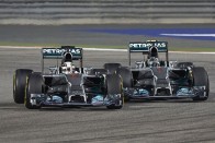 F1: A Mercedes-pilótáknak bejön a rádiókorlátozás 9