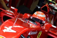 F1: Apróságok miatt szenved Vettel és Räikkönen 2