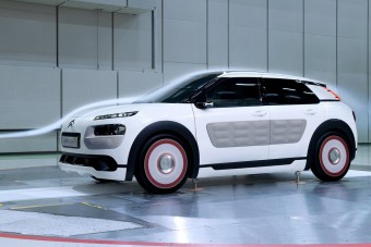 Brutáltakarékos buliautó