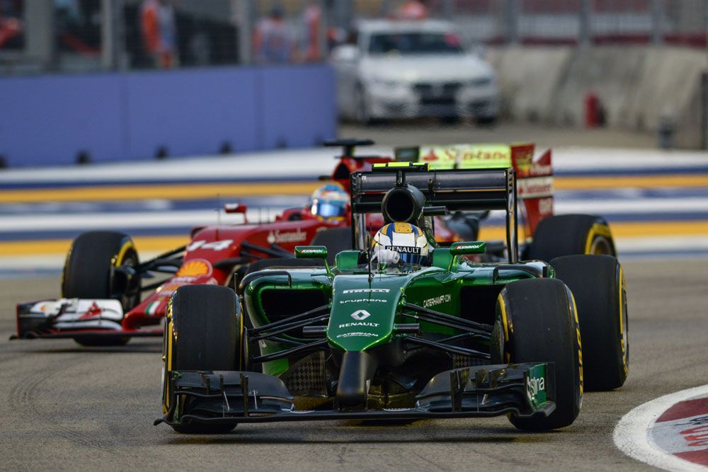 F1: Hamilton a leggyorsabb, Maldonado a falban 6