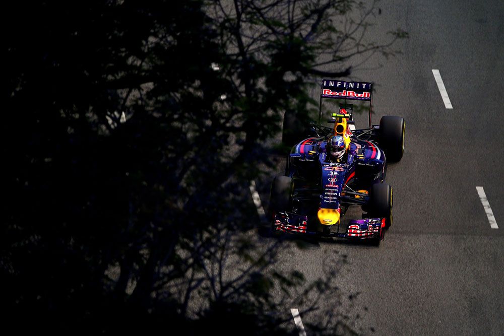 F1: Vettelnek garantált a büntetés 13