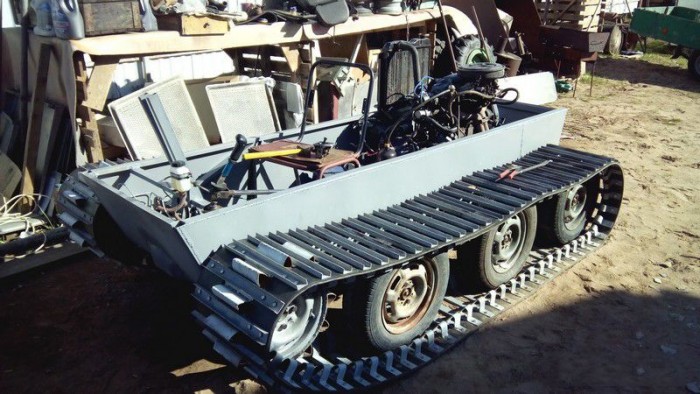 Aki Ladából épít lánctalpast, rossz ember nem lehet 7 | Vezess Aki Ladából épít lánctalpast, rossz ember nem lehet 7