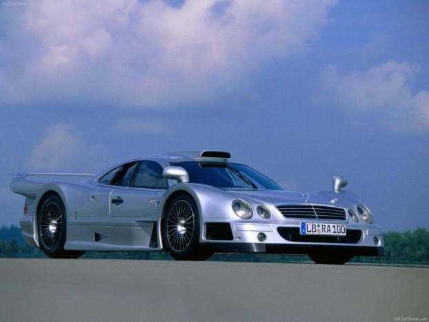 Van kedvenc V12-es autód? 10 | Vezess Mercedes CLK GTR