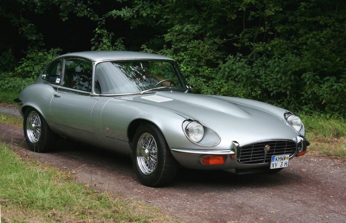 Van kedvenc V12-es autód? 15 | Vezess Jaguar E-Type V12