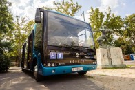 Itt az új magyar hibrid busz 13