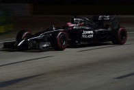 F1: Alonso a fellegekben az ötödik helytől 50