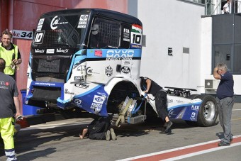 Elvették a pole-pozíciót a magyaroktól