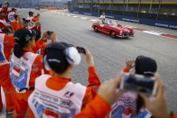 F1: Alonsóval kibabrált a biztonsági autó 45