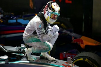 F1: Rosberg nullázott, Hamilton nyert