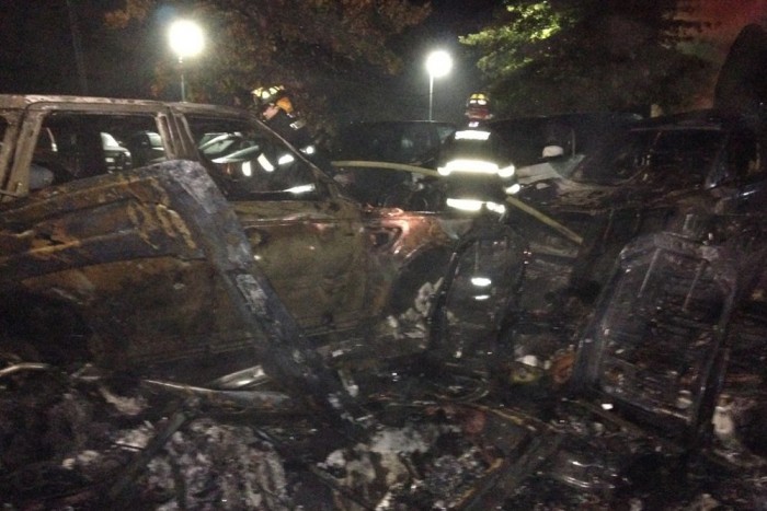 20 luxusautót emésztettek el a lángok 11 | Vezess 20 luxusautót emésztettek el a lángok 11