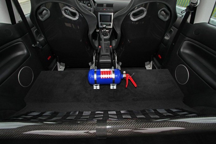 Nagypapi bárkit lenyom félkézzel… 10