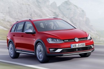 Jön a terepjáró Golf