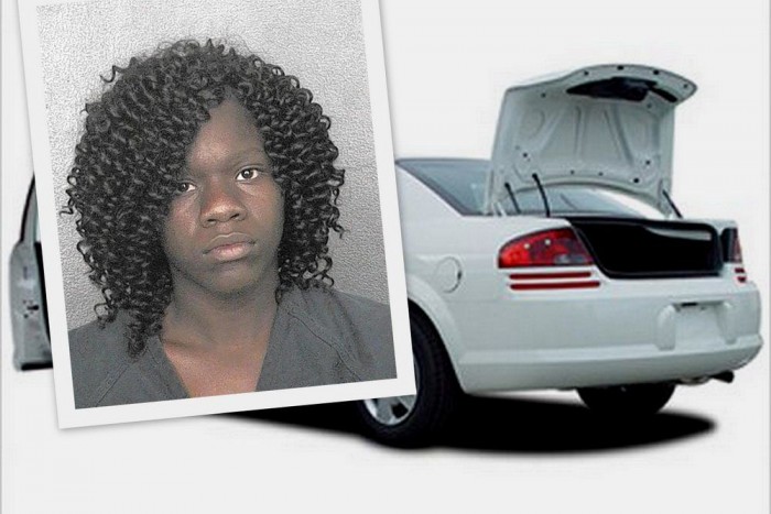 Csomagtartóban szállította csecsemőjét