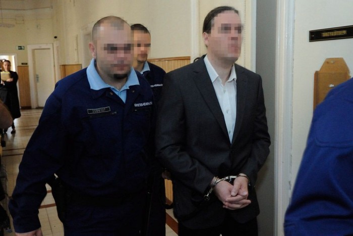 Tizenöt évet kapott a hummeres rendőrgázoló 2 Tizenöt évet kapott a hummeres rendőrgázoló 2
