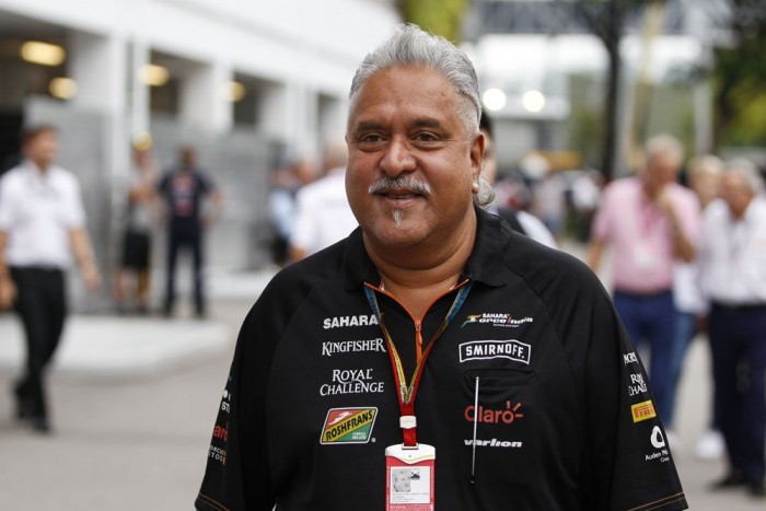 F1: Túl késő bevezetni a háromautós csapatokat 6