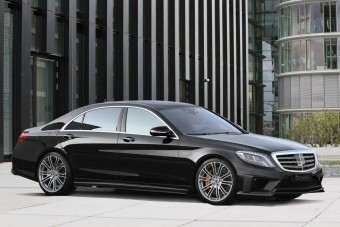 Versenyprogram a luxusautóhoz