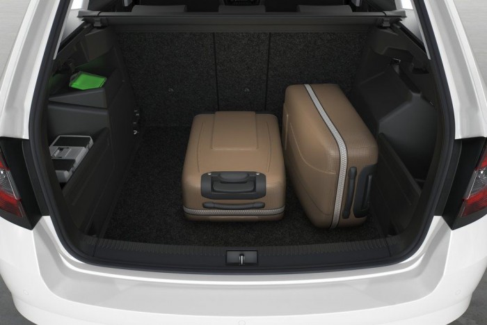 Brutális csomagtérrel nyit a Fabia kombi! 6