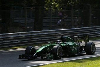 F1: Abu-Dzabiig kimaradhat a Caterham