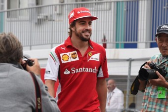 F1: Kin múlik Alonso jövője?