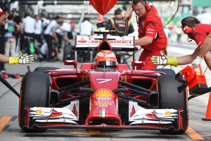 F1: Rosberg a leggyorsabb, Hamilton a falban 6