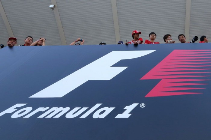 F1: Kizárt a szombati futam 7