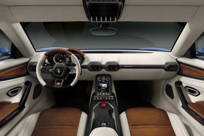 Lamborghini, négyliteres fogyasztással 7