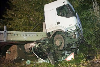 Friss képek az 51-esen történt halálos balesetről