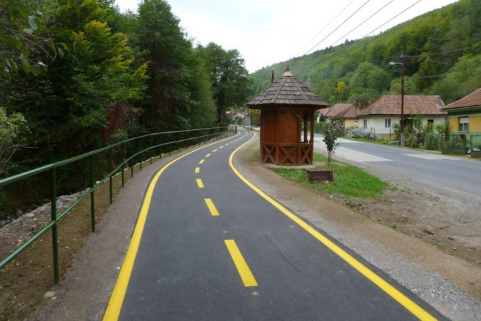 Milliárdokat költenek új kerékpárutakra 3