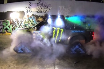 A gumiégetés császára