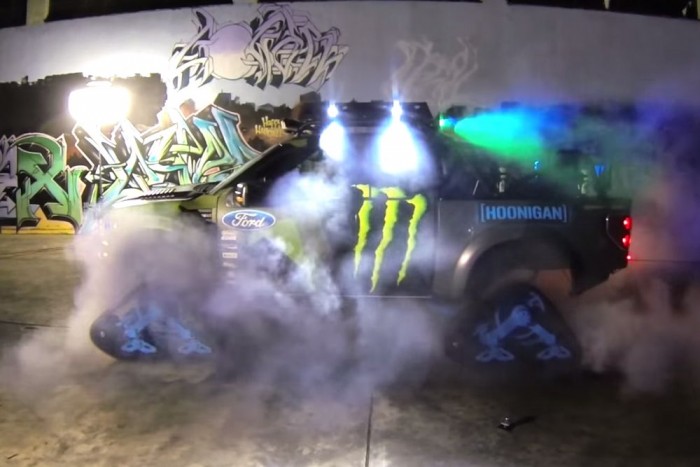 A gumiégetés császára