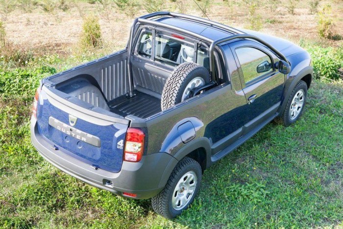 Már gyártják a Dacia pick-upot! 7