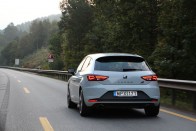 SEAT Leon Cupra a BMW M3 ellen 131