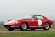 9. Ferrari 275 GTB/C II széria, 1966, 7 860 000 dollár (1,91 milliárd Ft). Az RM Auctions monte carlói aukcióján tetszett meg valakinek a 275 GTB/C, amelyért közel kétmilliárd forintot fizetett az árverező 10 százalékos jutalékát is beleszámítva. A formaterv természetesen Battista "Pinin" Farina munkája