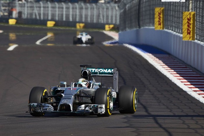 F1: Hamilton pördüléssel is a leggyorsabb 6