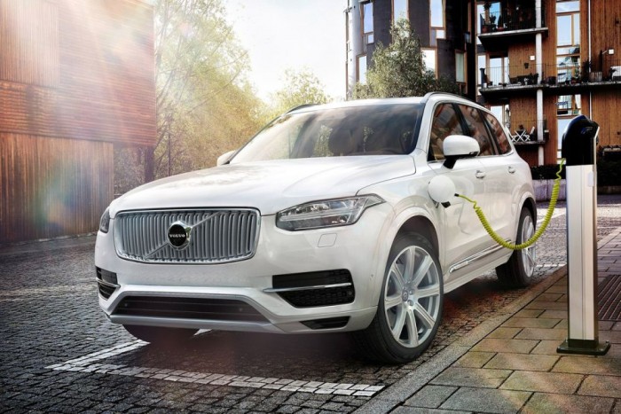 Volvo XC90 – Kultúrdzsip, újratöltve 9 | Vezess 40 km a tisztán elektromos hajtással megtehető hatótáv a konnektorról tölthető T8 hibridben