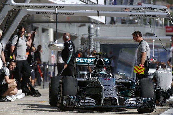 F1: Hamiltoné az orosz pole, remekelt a helyi sztár 7