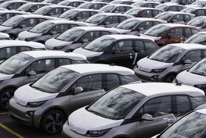 Életveszélyes hiba a legkisebb BMW-ben! 3