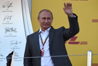 Putyin vigyázzba állította a Forma-1-et