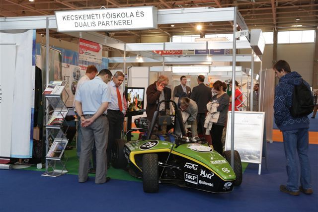 75612_624009_1000x700.jpg | Vezess