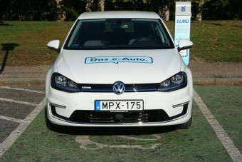 Mi történik a világ legjobb autójával, ha…