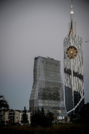 Luxusautóval Azerbajdzsánba 10 | Vezess Az első nap célállomása Batumi volt, Grúzia elgondolkodtatóan kétarcú városa a Fekete-tenger partján.