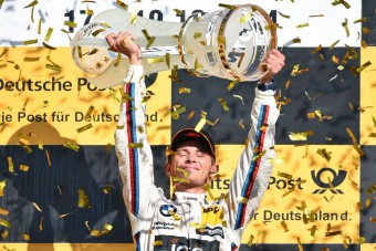 Forma-1-es tesztet kap a DTM-bajnok