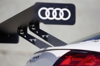 Versenyautó készül az Audi TT-ből 13